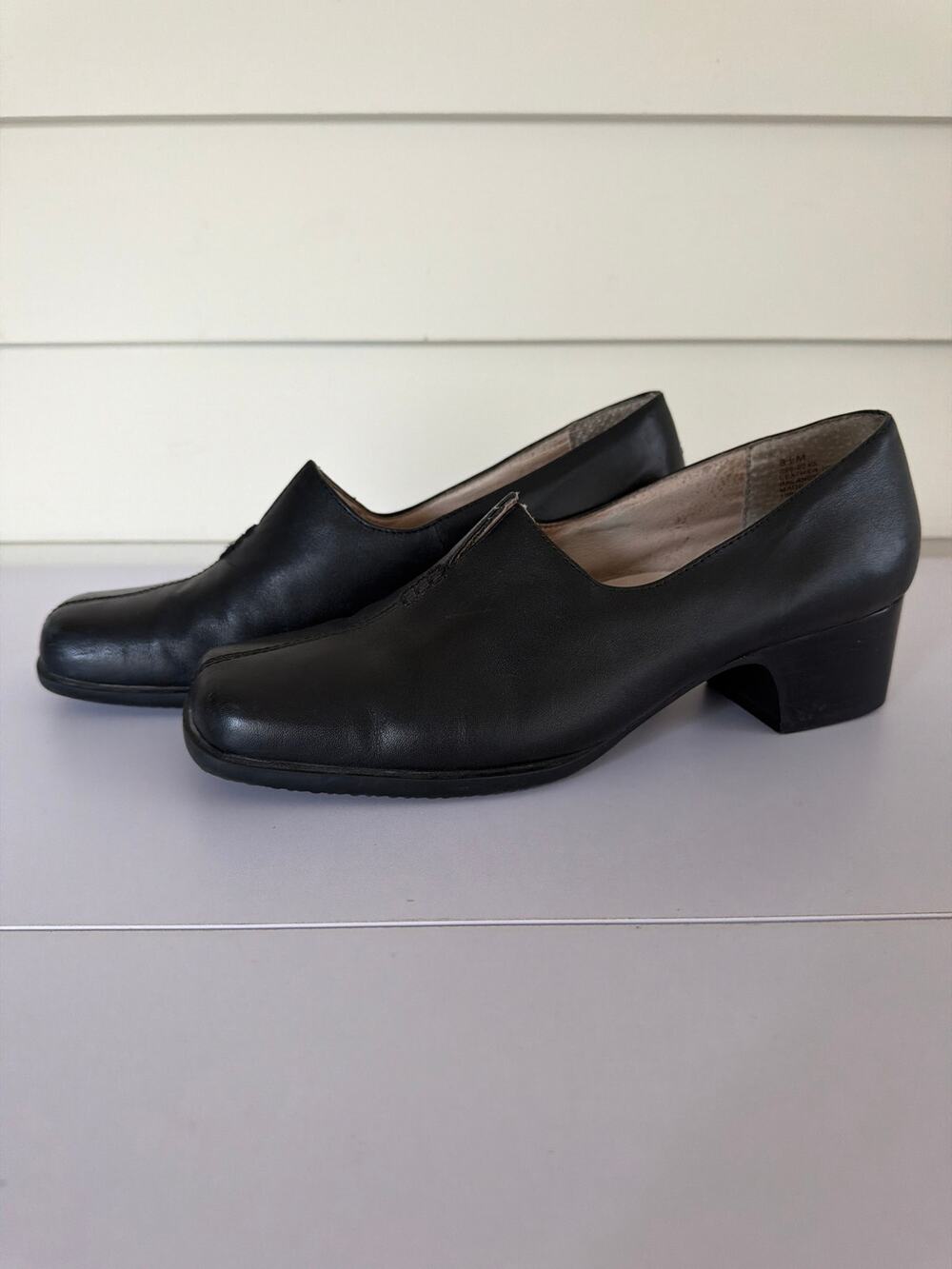 Y2K Black Leather Square Toe Block Heel Loafer Pumps 8.5 Minimalist Office Siren